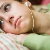 Почему мы любим грустную музыку, если она заставляет нас страдать?